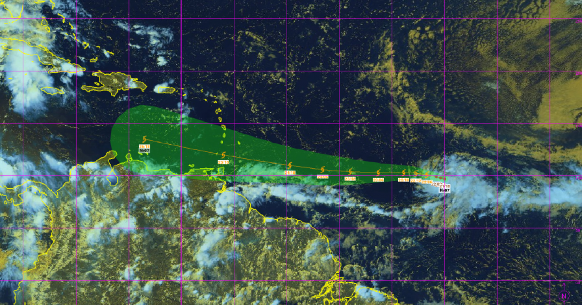     La dépression tropicale 7 continue sa progression vers l'Arc Antillais et se renforcera dans la journée

