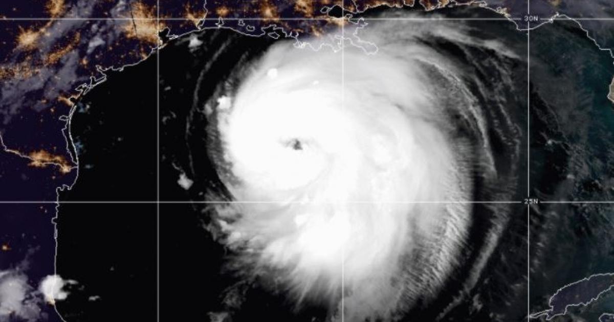     Laura est un ouragan majeur de catégorie 3 qui menace la Louisiane et le Texas

