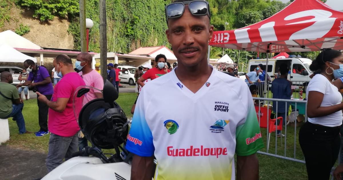     Boris Carène remporte la route cycliste de Martinique

