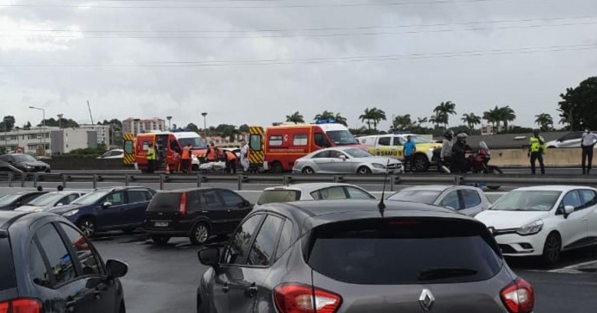     Accident de la route à Dillon : deux blessés légers

