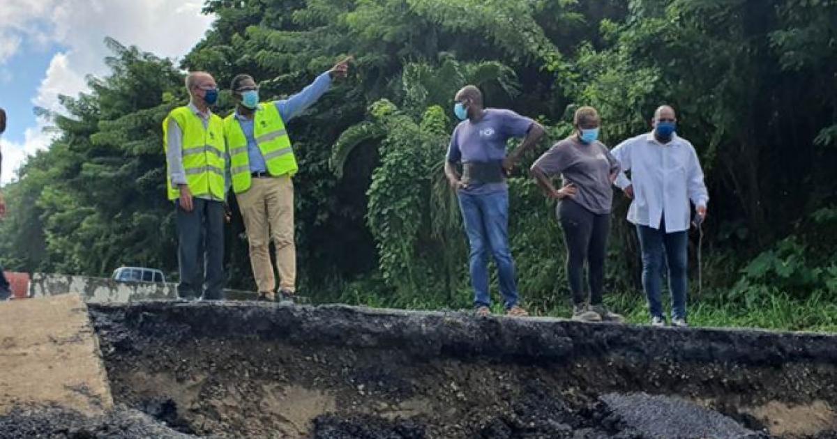     Un chantier de 700 000 euros pour rétablir provisoirement la distribution d'eau potable par Fonds Saint-Jacques

