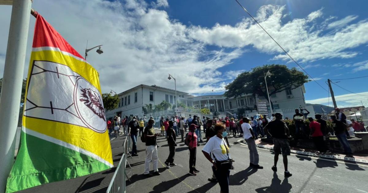     Plusieurs centaines de personnes mobilisées à Basse-Terre à l'appel de l'UGTG

