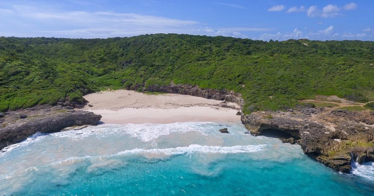     Merveilleuse et sauvage, découvrez la baie Sainte-Marie

