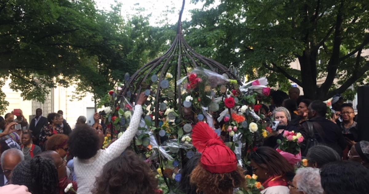     [AUDIO] "Le Mémorial des Tuileries en hommage aux victimes de l'esclavage colonial sera avec leurs noms ou ne sera pas"

