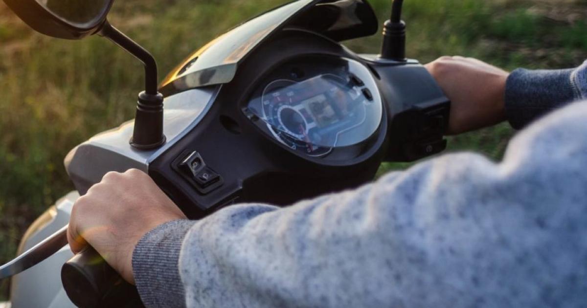     Accident grave au Moule : le pilote du deux-roues est décédé

