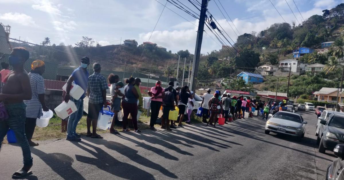     [VIDEO] Saint-Vincent et les Grenadines en proie à une pénurie d'eau potable

