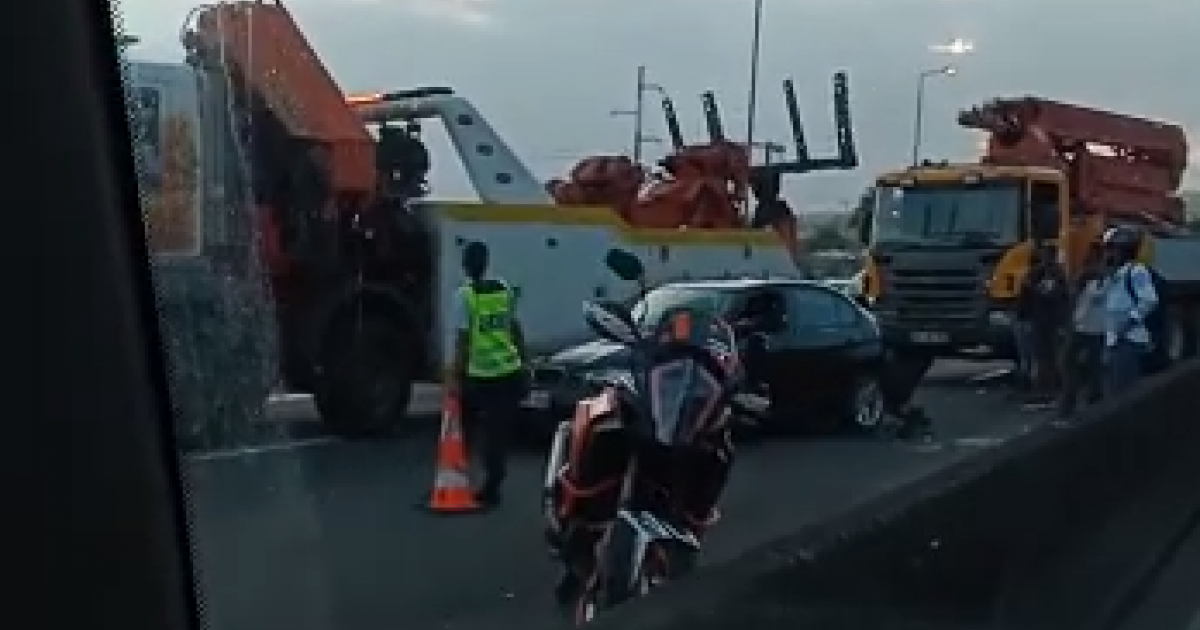     Un accident entre quatre véhicules provoque un embouteillage sur l'autoroute 

