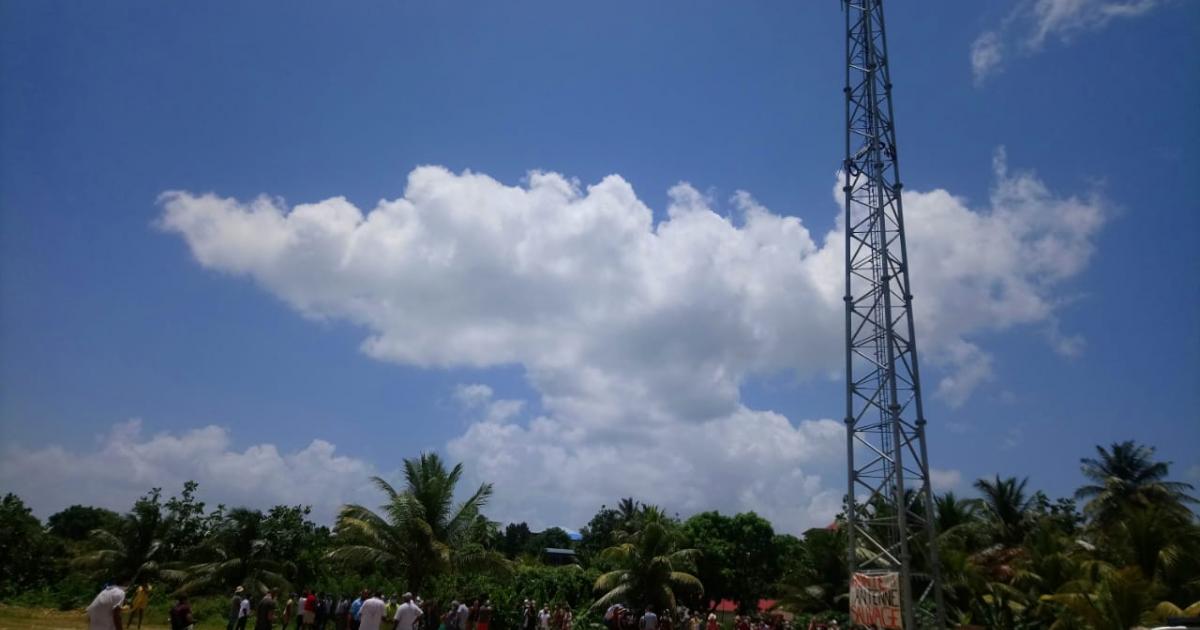     L'antenne relais de la discorde à Sainte-Rose 

