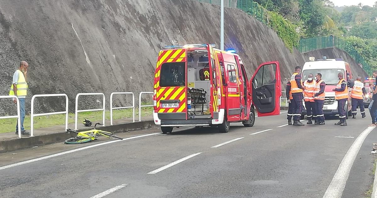     Un cycliste décède après avoir été percuté par une  voiture 

