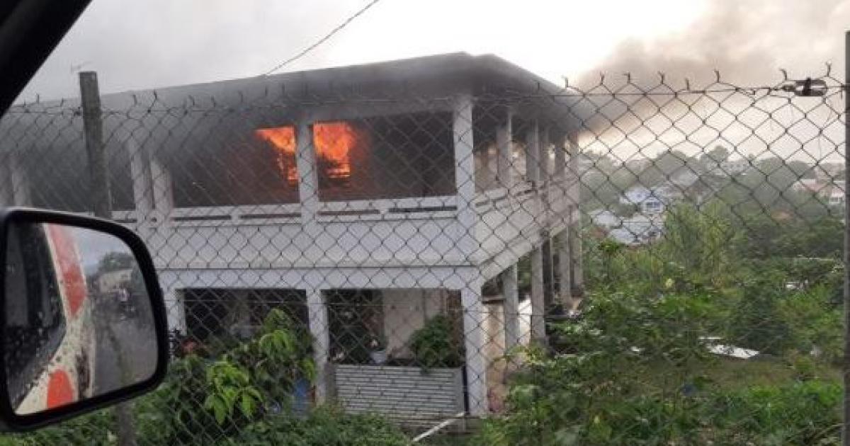     Incendie dans la maison de Pierre Aliker sur la route de Redoute

