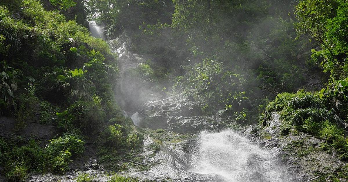     Plusieurs personnes coincées à la rivière Moreau à Goyave

