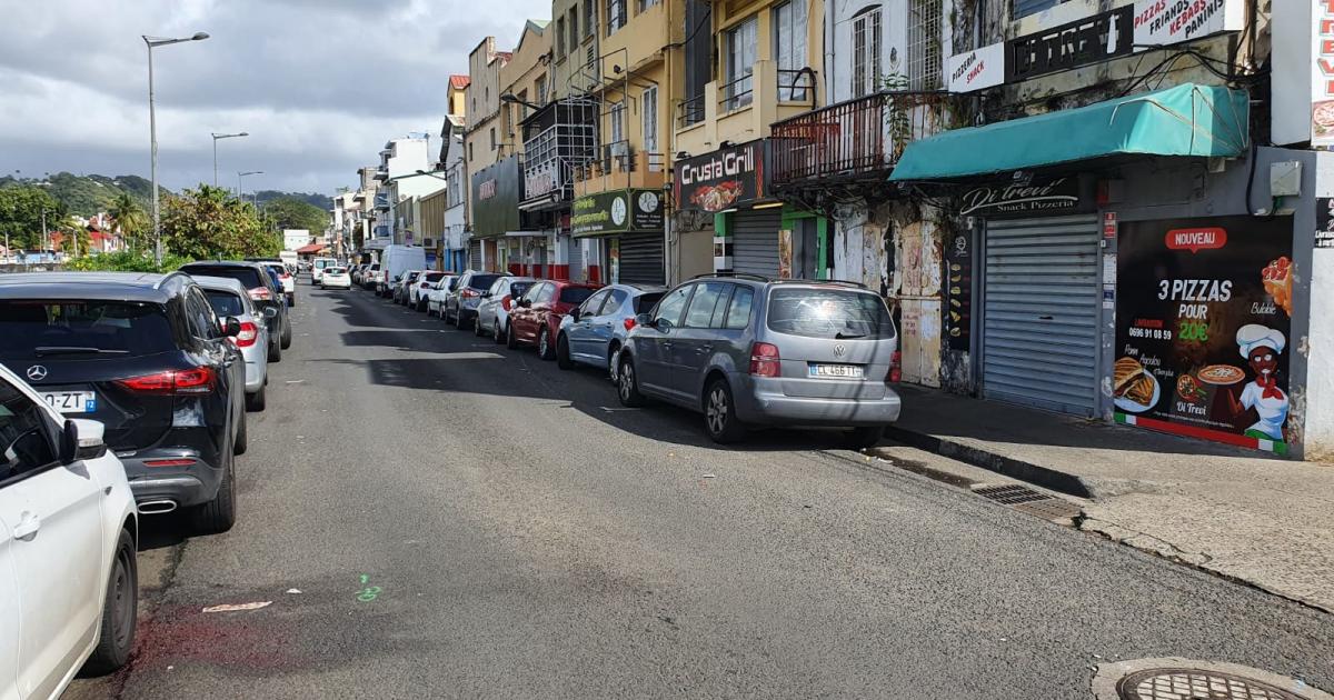     Deux hommes activement recherchés après un homicide à Fort-de-France

