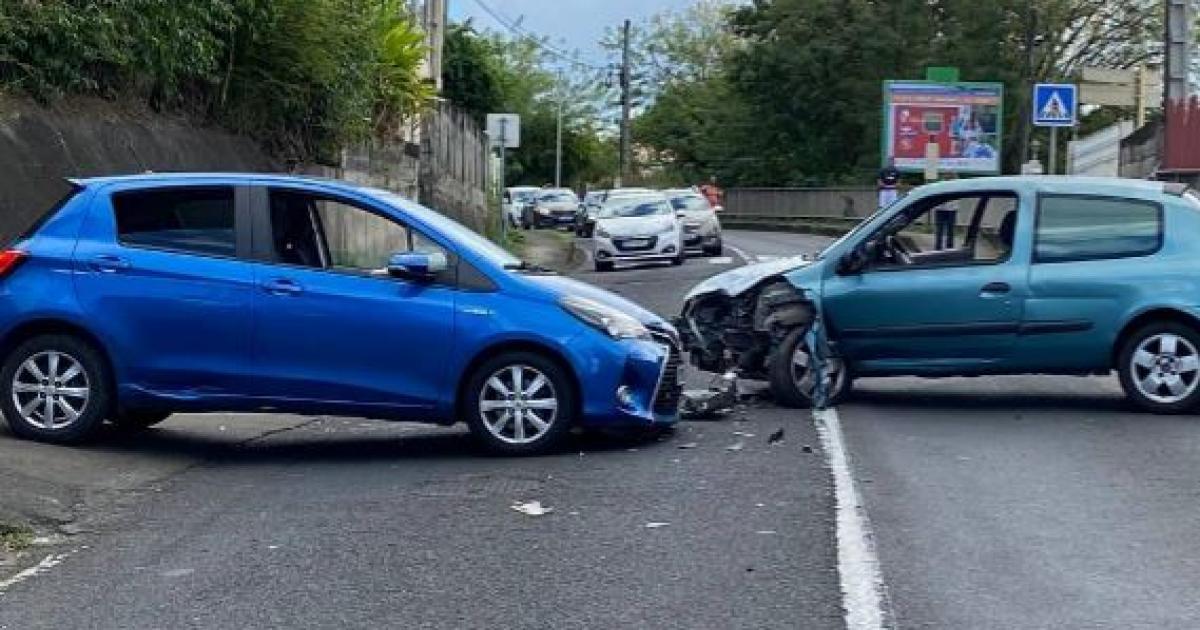     Un accident provoque un important embouteillage sur la RN2

