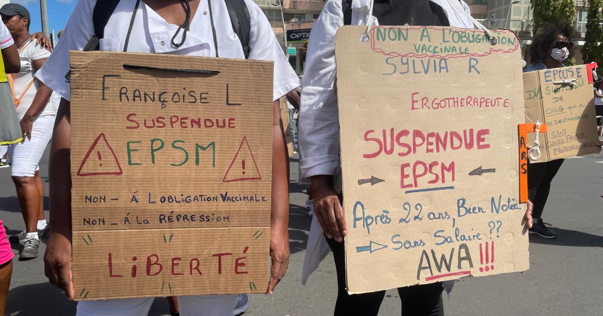     Une marche blanche et silencieuse contre l'obligation vaccinale

