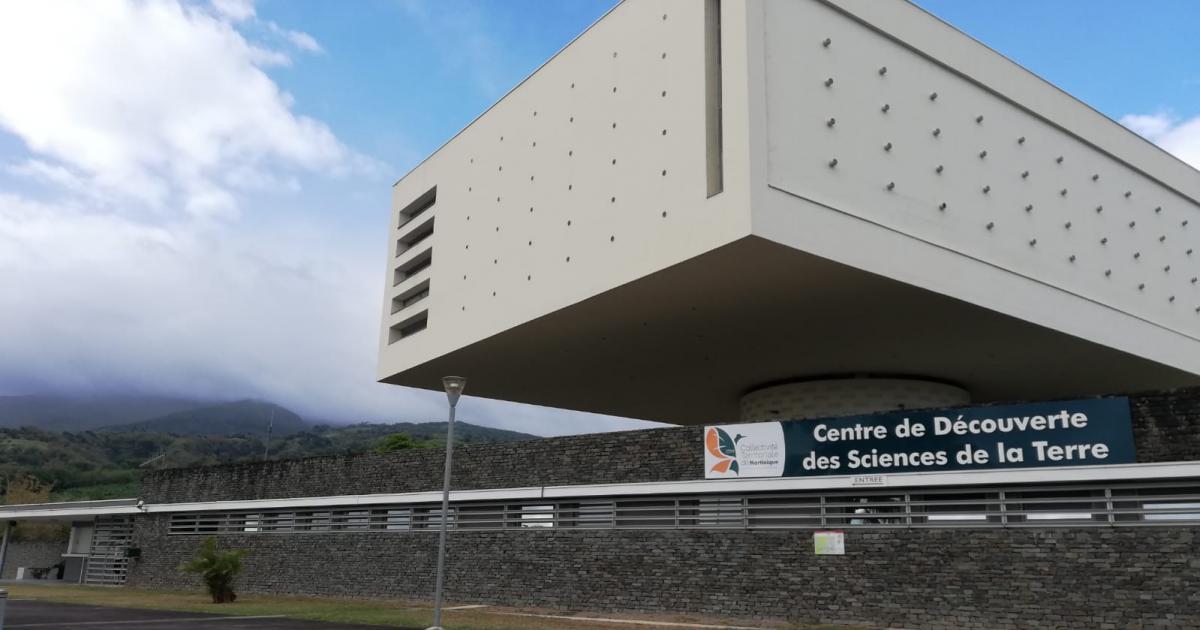     « Volcanisme, sismicité et tectonique des Antilles » au CDST

