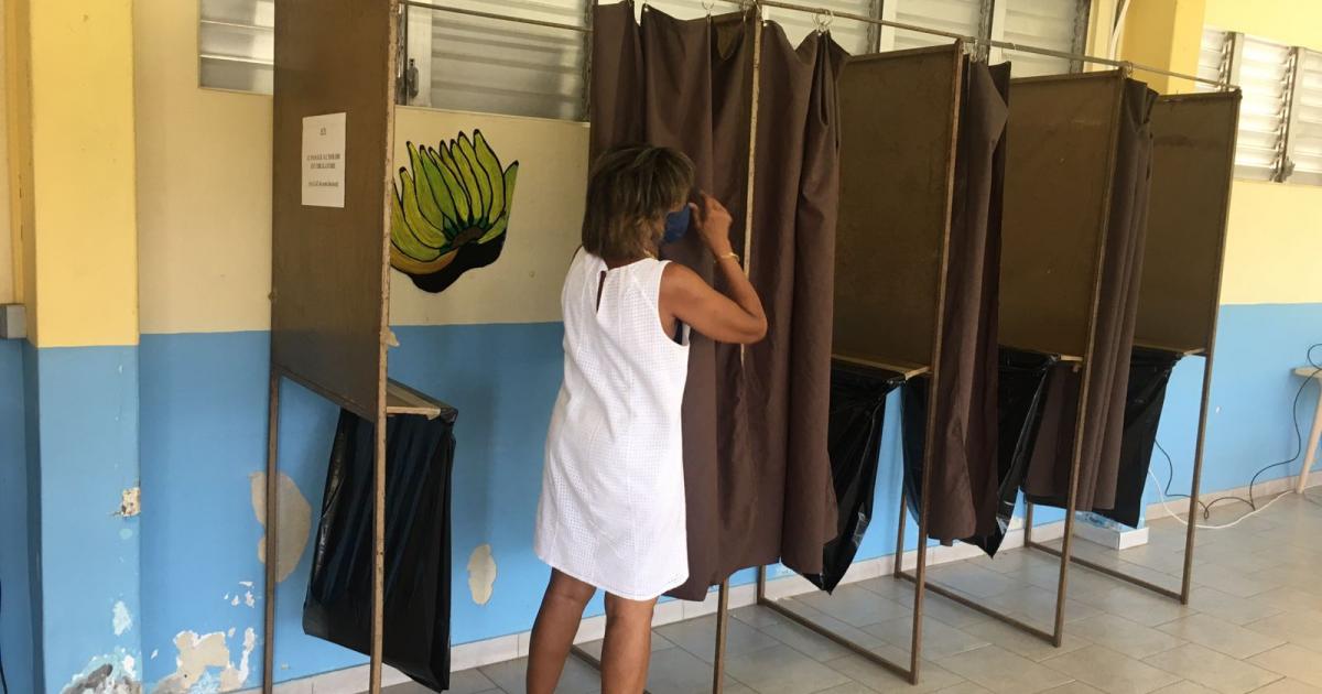     Premier tour des législatives :15,1% de participation estimée à 17 heures  en Martinique 

