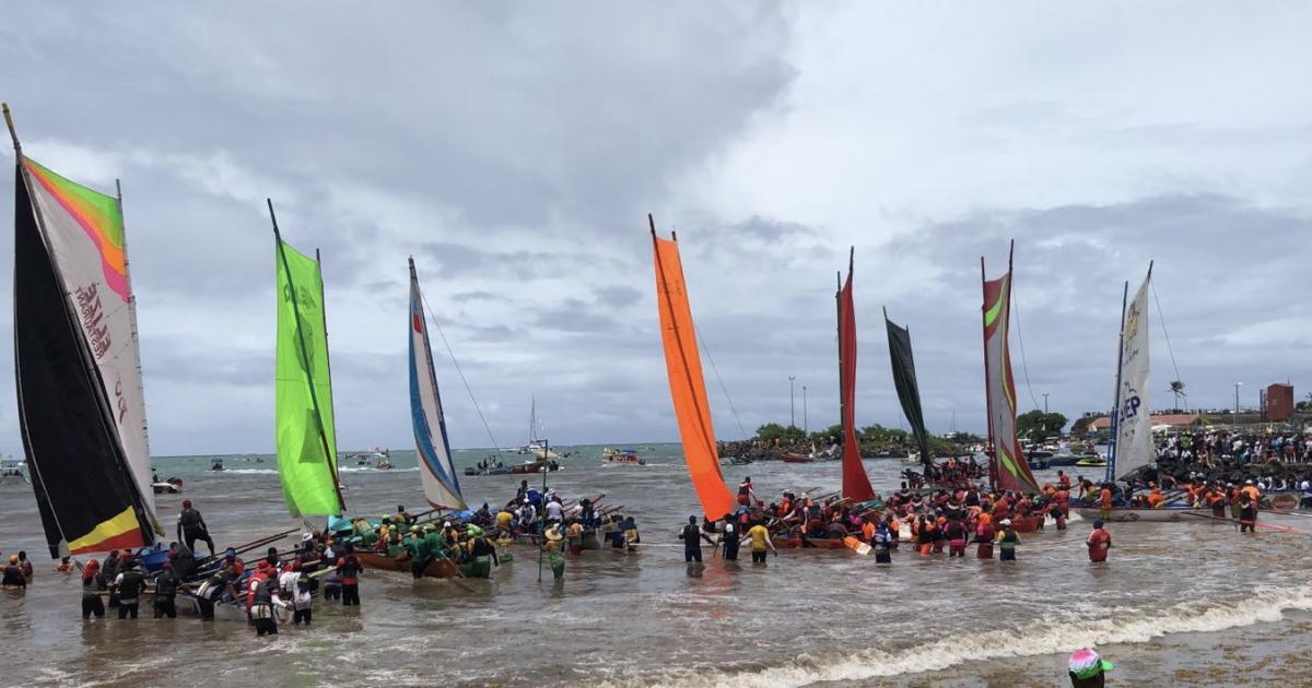     [⭕️DIRECT⛵️] Tour des yoles 2022 : suivez la septième et dernière étape modifiée Vauclin>François

