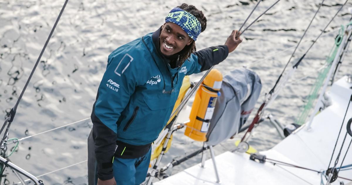     Route du Rhum : Kéni Piperol et Captain Alternance à La Corogne, ça répare et ça repart !

