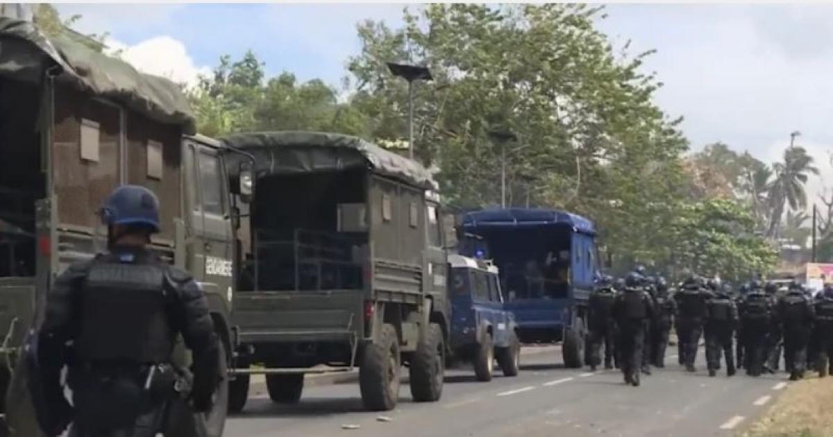     Une situation de violence extrême à Mayotte : « après 18h, je ne sors plus » 

