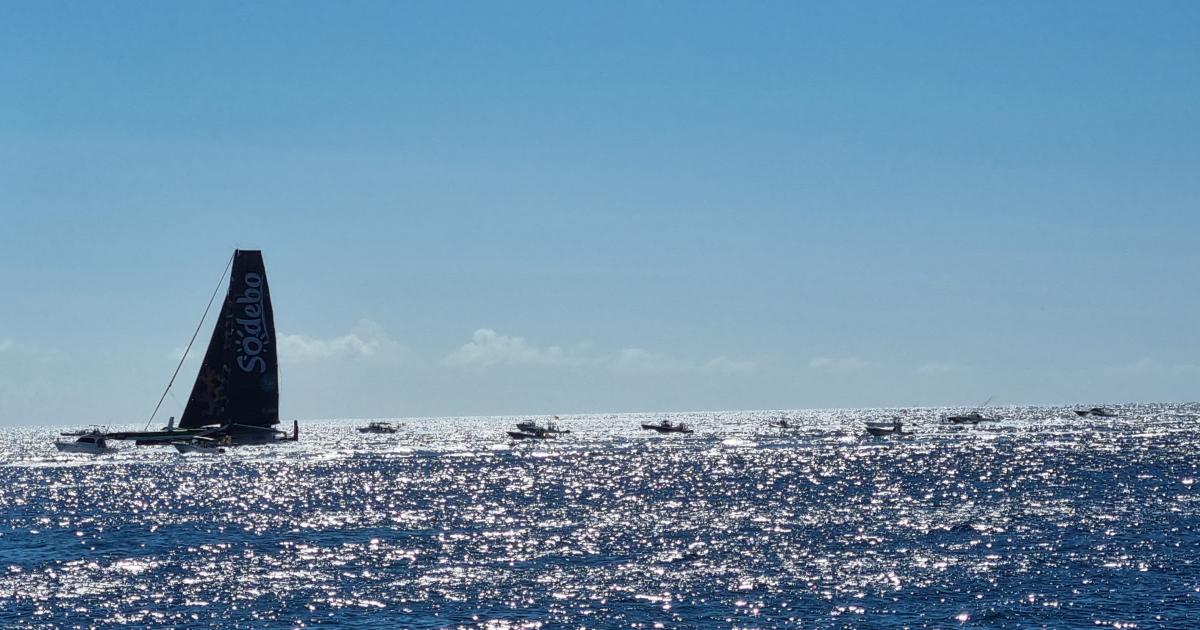     Thomas Coville a passé la bouée de Basse-Terre

