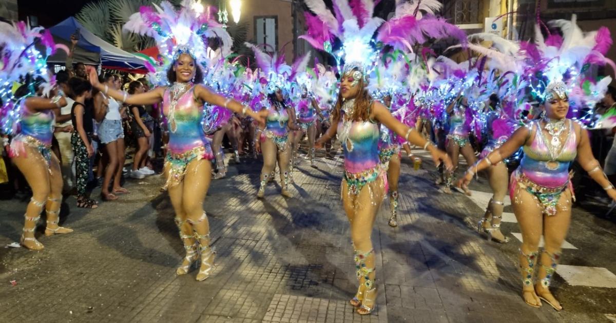     Un mardi gras haut en couleurs à Basse-Terre 

