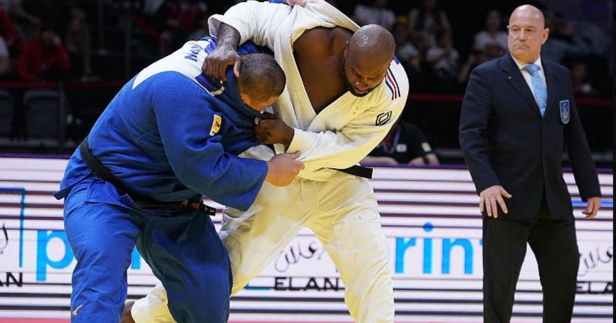     Teddy Riner se hisse en finale des championnats du monde de judo de Doha

