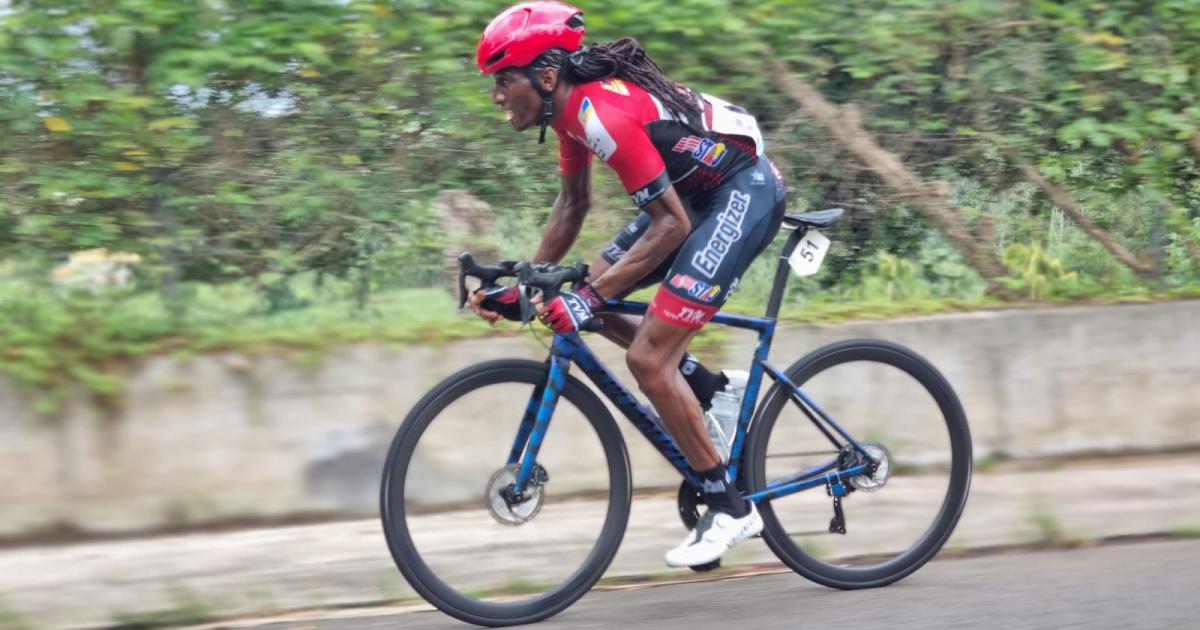     Christopher Hyppolite vainqueur à Rivière-Pilote du 1er tronçon de la 8e étape

