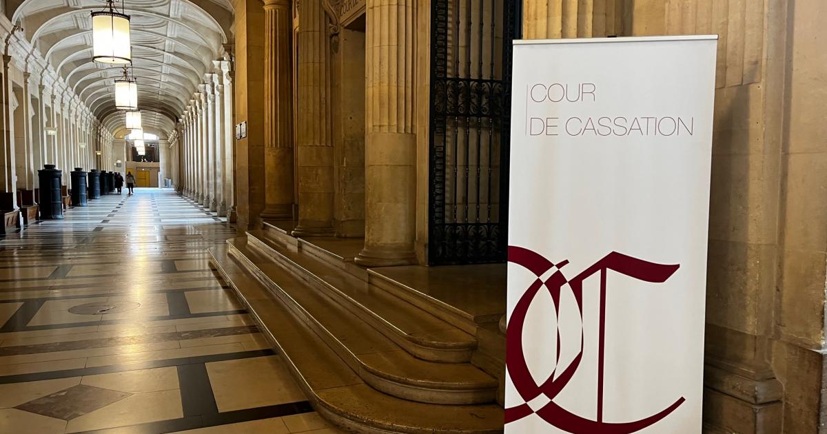     La cour de cassation annule la condamnation pour vol des employés d'un supermarché de Saint-François

