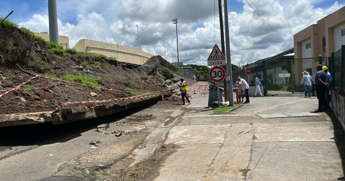     [EN IMAGES] Effondrement du mur du stade Louis-Achille, la rentrée scolaire perturbée ?

