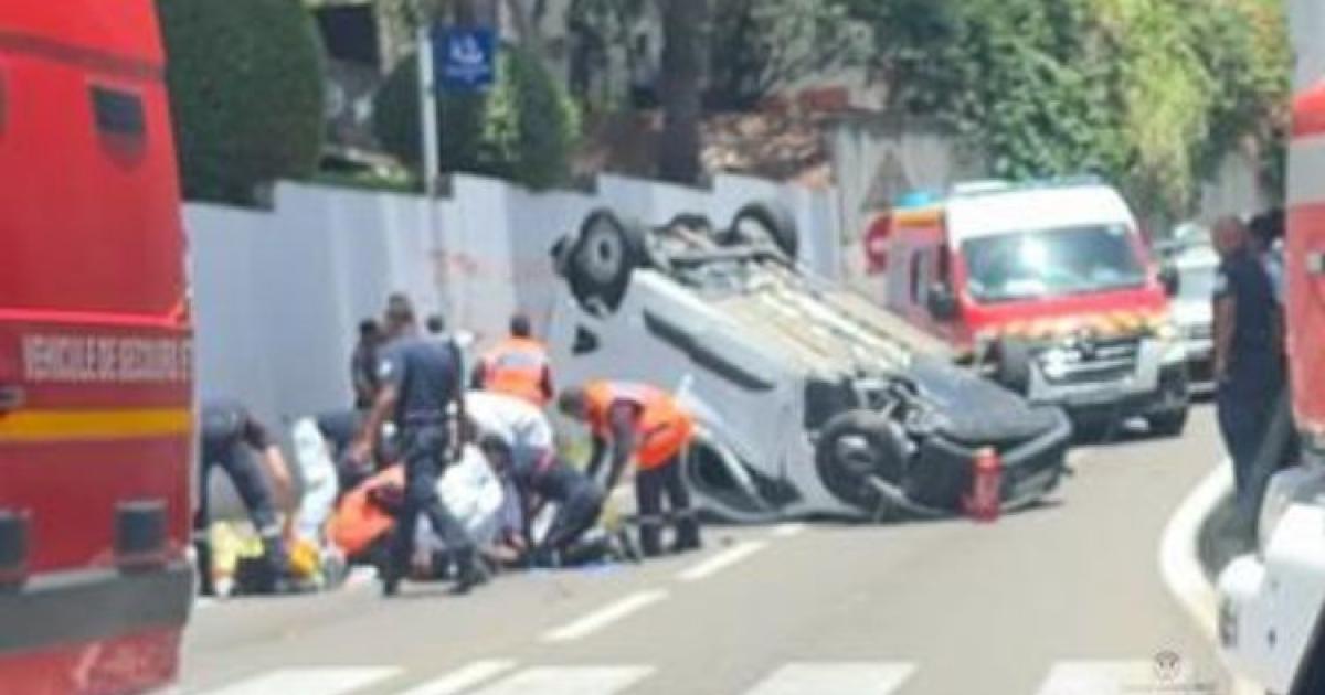     Accident au Rond Point du Vietnam Héroïque : le conducteur est décédé

