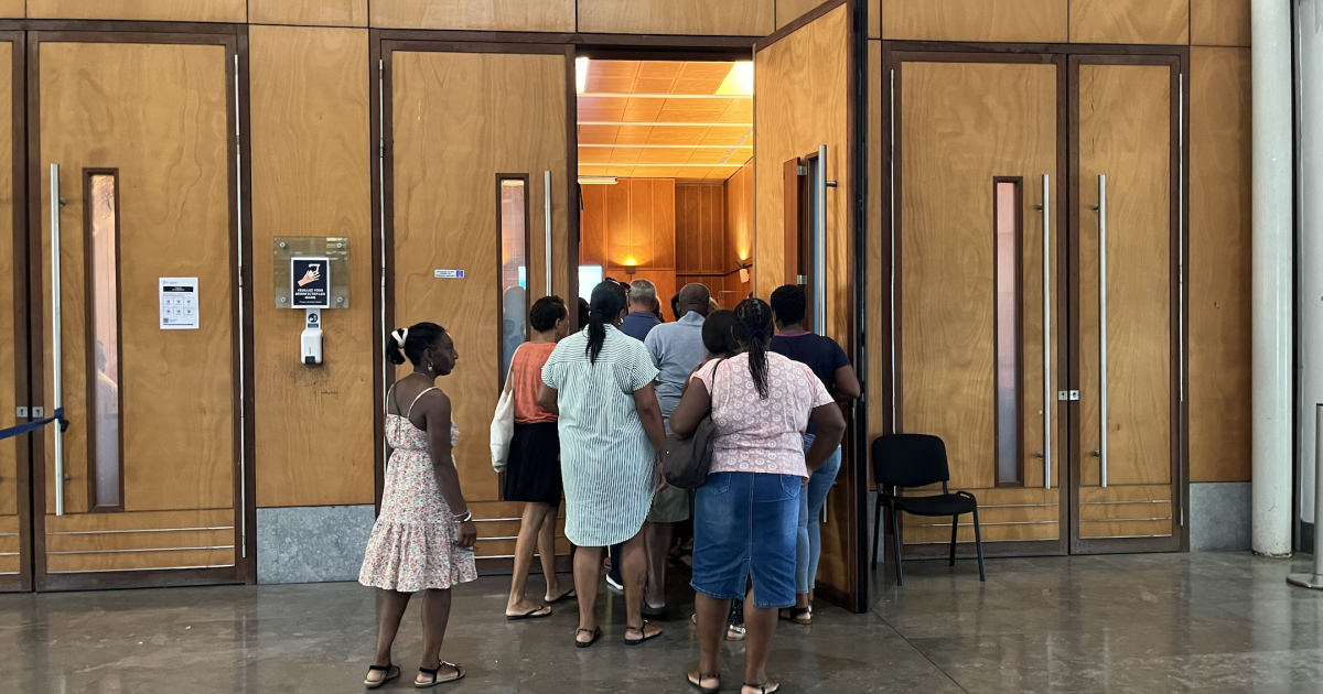     Patrick Phanor-Lange, ancien prêtre, jugé pour le viol aggravé d'un adolescent de 16 ans

