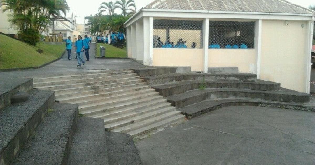     Vers une reprise des cours au lycée professionnel de Chateauboeuf 

