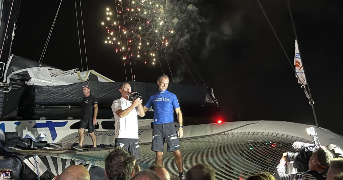      [VIDEO] Transat Jacques Vabre : feu d’artifice pour la victoire d’Armel Le Cléac’h et Sébastien Josse ! 

