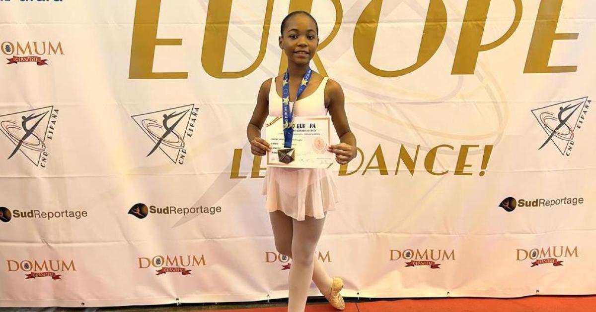     La jeune danseuse martiniquaise Camille Douglas médaille de bronze du concours européen CND

