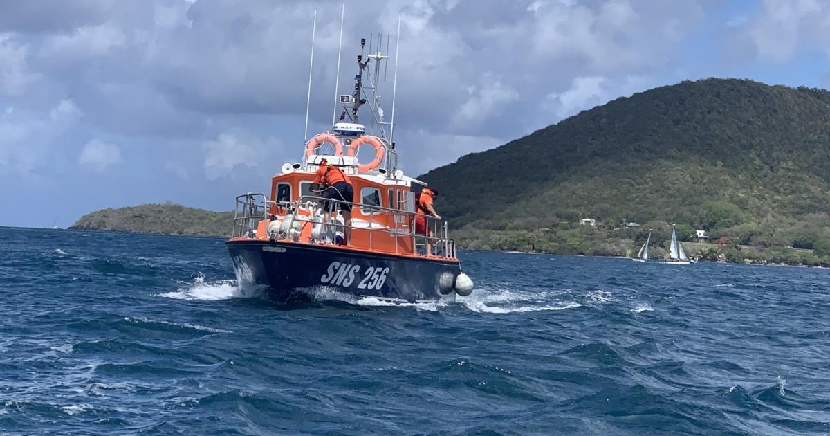     Un bateau chavire au large du Robert, trois naufragés recherchés 

