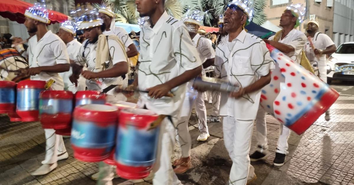     La parade électrique à Basse-Terre, un avant-goût de la « Giga Parade » du Mardi Gras

