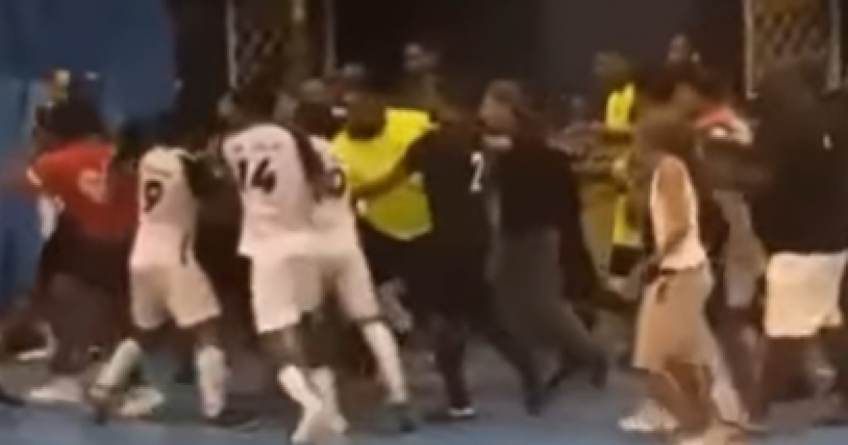     Un entraineur de futsal blessé dans une bagarre après un match

