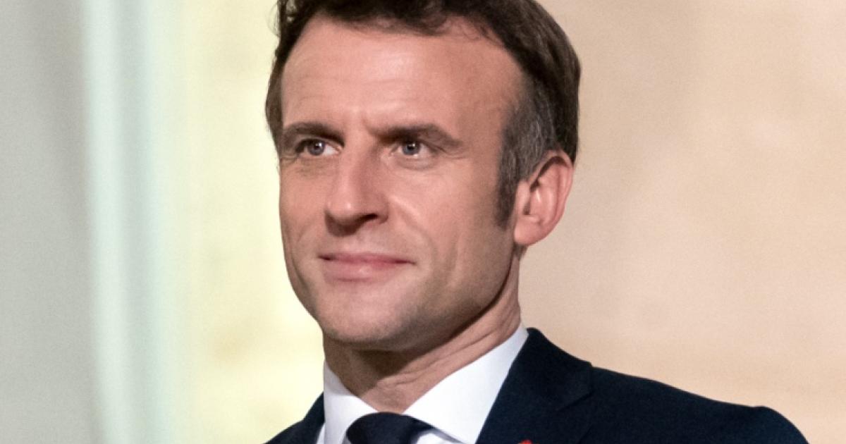     Au lendemain de la censure du gouvernement, Emmanuel Macron s'adresse à la nation

