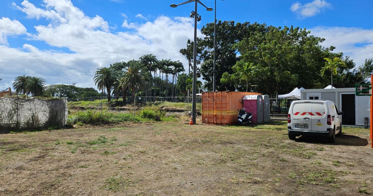     Après les fouilles archéologiques, le chantier du parking de la Savane démarre enfin

