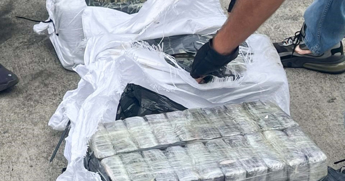     560 kilos de cocaïne saisis lors d’un débarquement clandestin au Marin 

