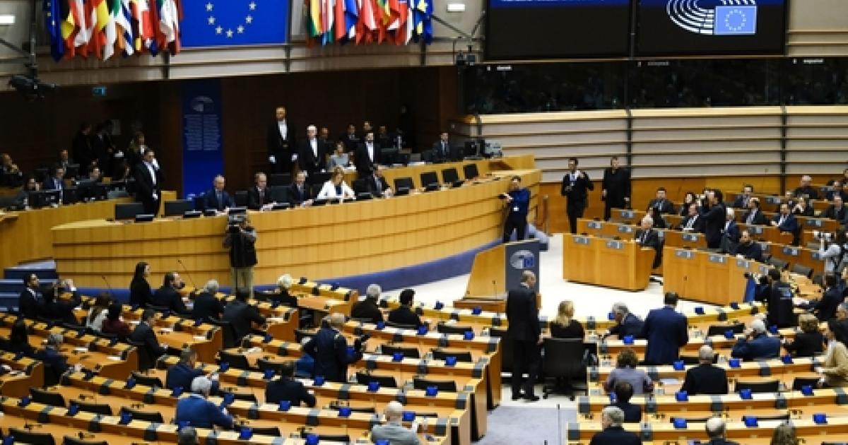     Droits fondamentaux : la charte sociale européenne toujours pas appliquée en Outre-mer

