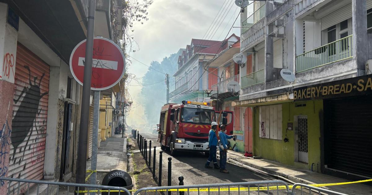     Rue Peynier : 6 immeubles ravagés par les flammes et des pompiers blessés

