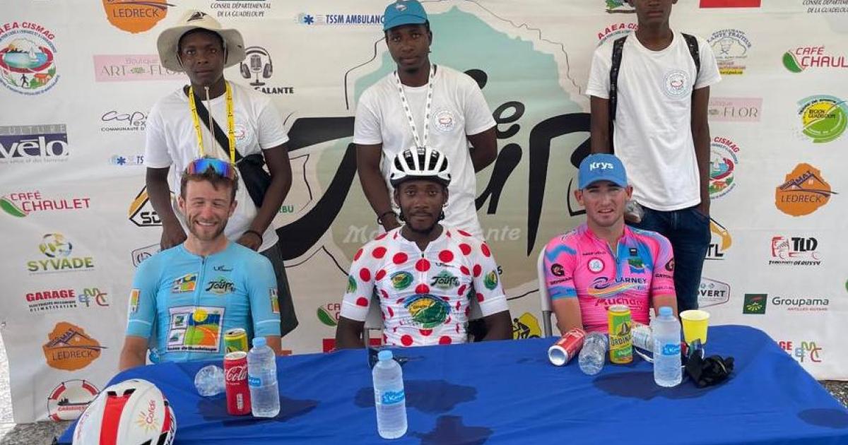     Tour Cycliste de Marie-Galante : Damien Urcel remporte la 5e étape au sprint

