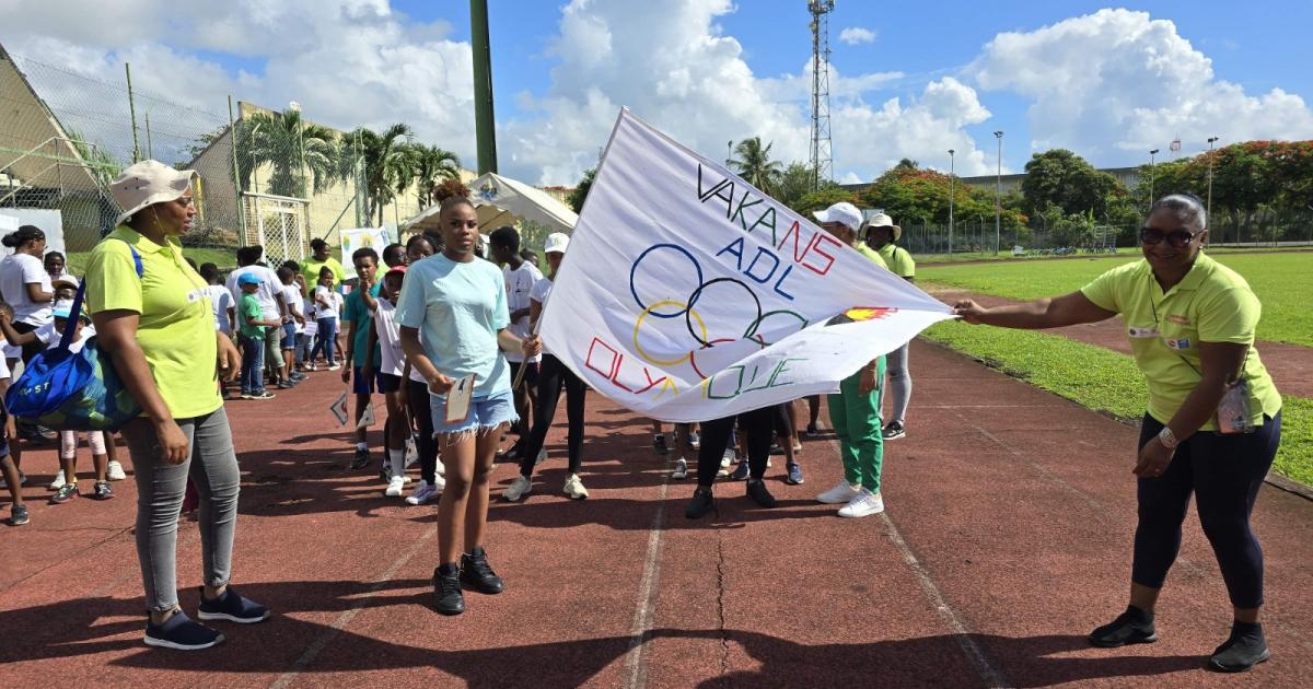     [EN IMAGES] Capesterre-Belle-Eau lance les Jeux Olympiques en Guadeloupe

