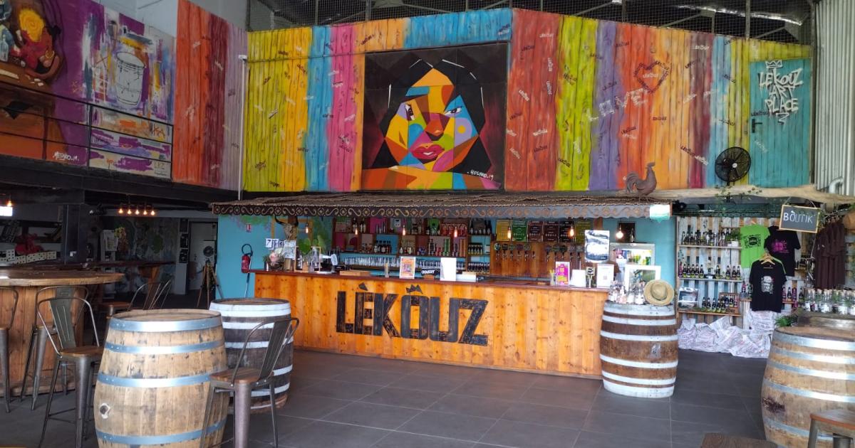     Les artisans du goût à la brasserie LéKouz de Goyave 

