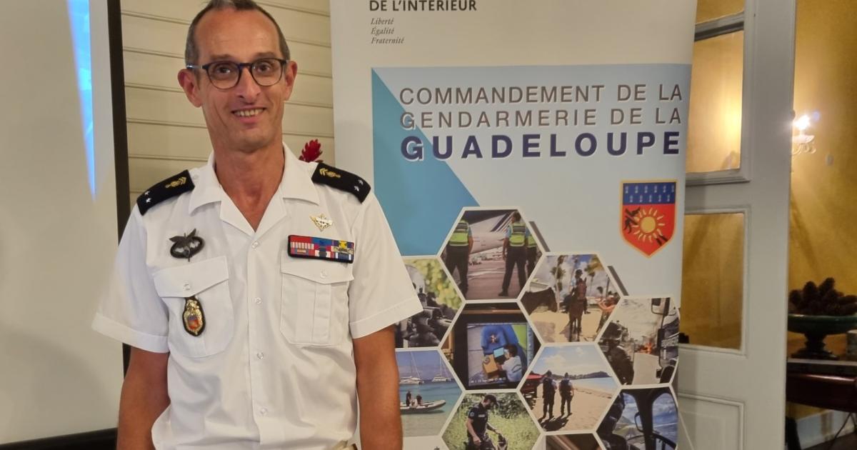     Le général Vincent Lamballe, commandant de la gendarmerie de Guadeloupe, sur le départ

