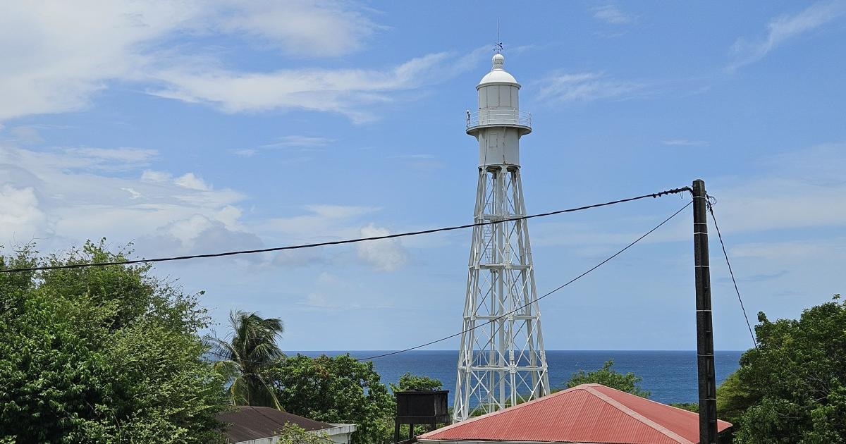     [EPISODE 2/4] Le phare de la Pointe des Nègres : emblème de la baie de Fort-de-France

