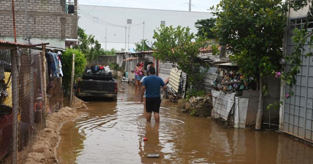     Ouragan John : 16 personnes tuées au Mexique

