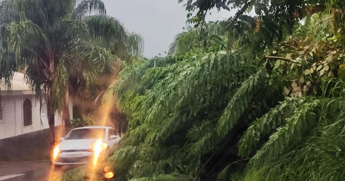     Les pluies sont toujours intenses en Martinique qui passe en vigilance orange

