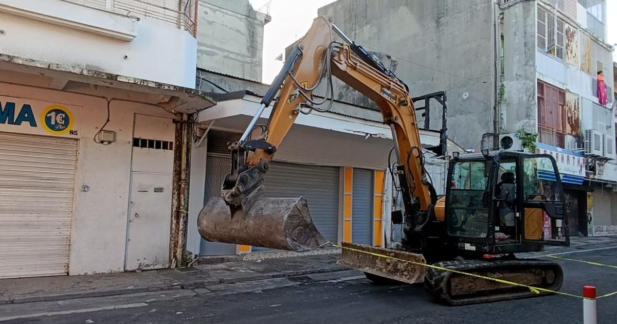     Un couvre-feu reconduit ce samedi en Guadeloupe dans 10 communes, après les pillages liés au black-out

